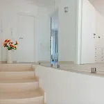 Niche Ното